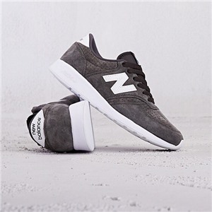  Кроссовки женские Adidas. Артикул 332988