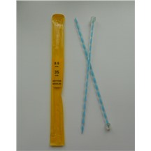 Спицы для вязания пластиковые диаметр 8,0мм. Длина: 35см.