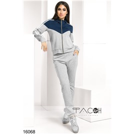 Спортивный костюм с лампасами